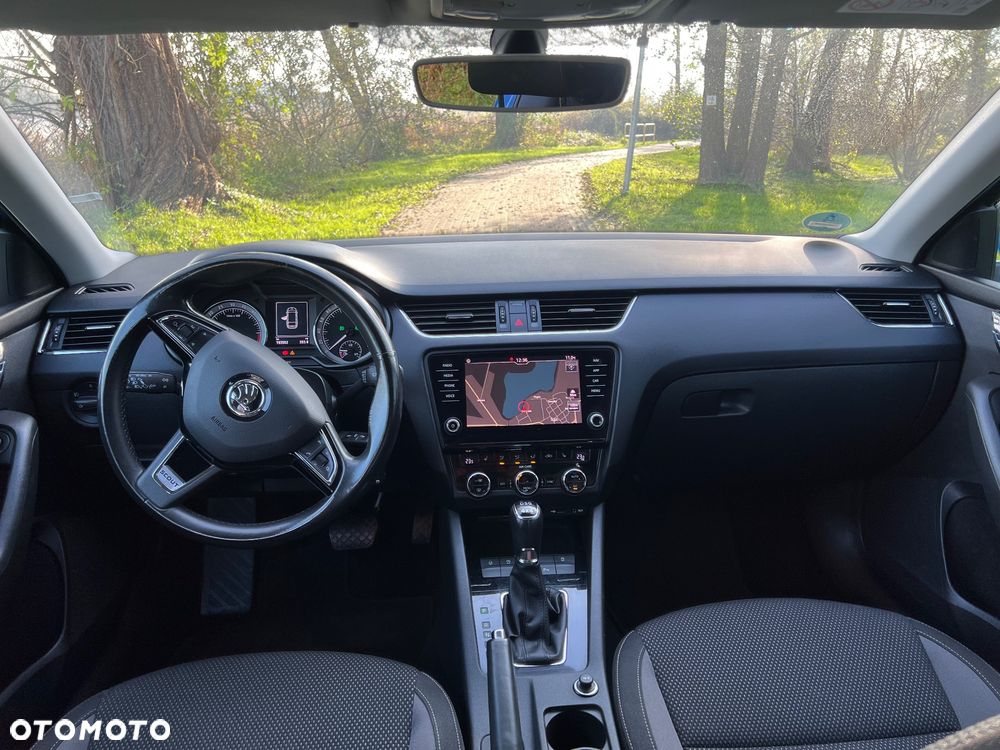 Skoda Octavia Scout 2.0 TDI 4x4 DSG - 15