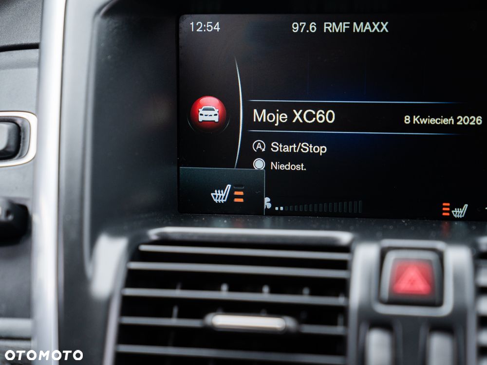 Volvo XC 60 D3 Drive-E R-Design Momentum - 38