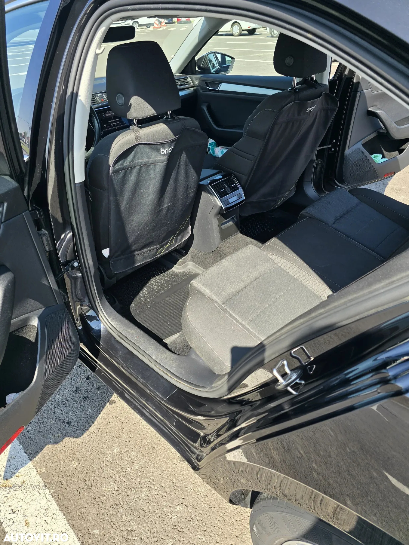 Skoda Superb 2.0 TDI Ambition - 11
