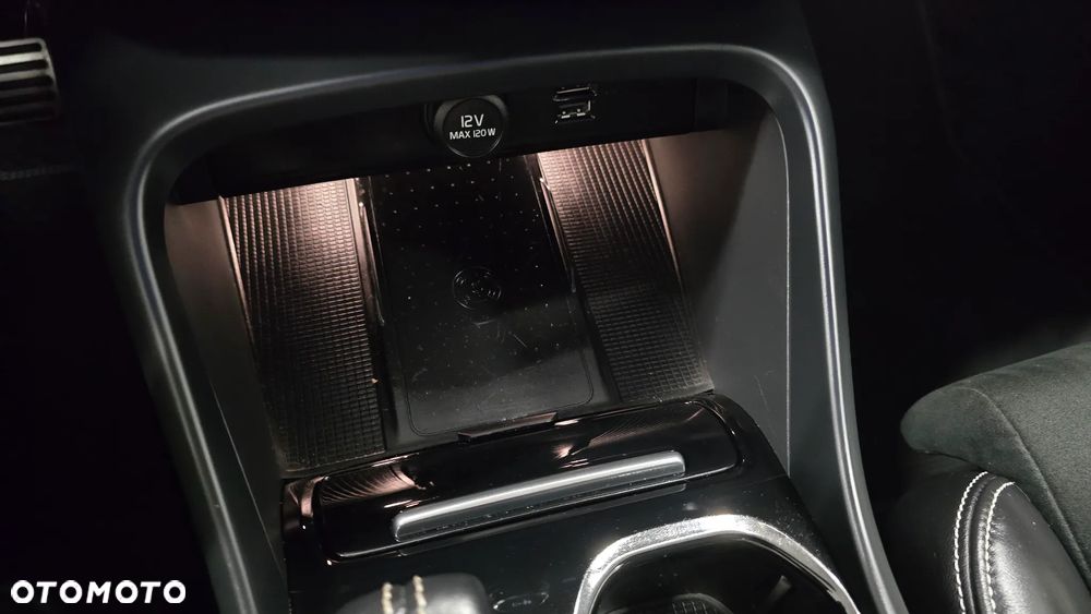 Volvo XC 40 D3 SCR R-Design - 24