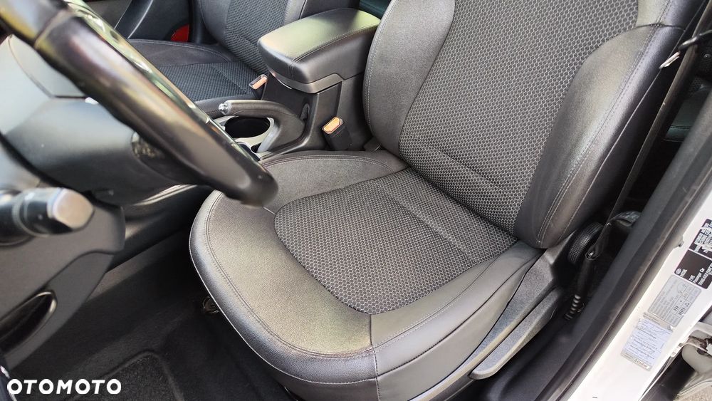 Hyundai ix35 1.6 2WD 5 Star Edition - 23
