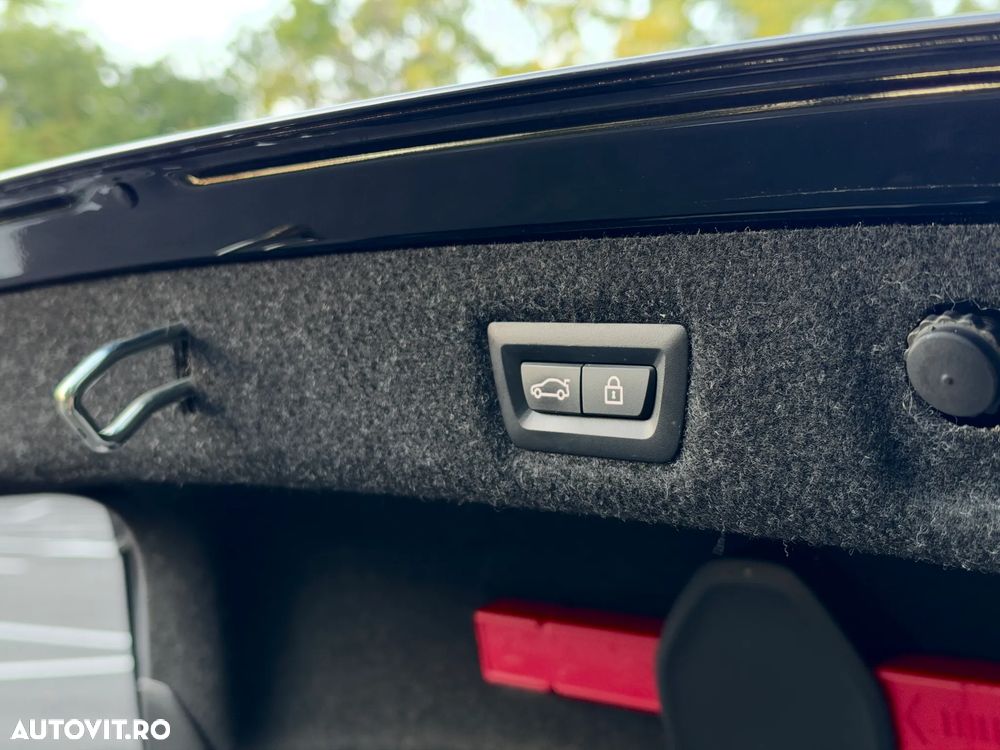 BMW Seria 5 530e Aut. Luxury Line - 14