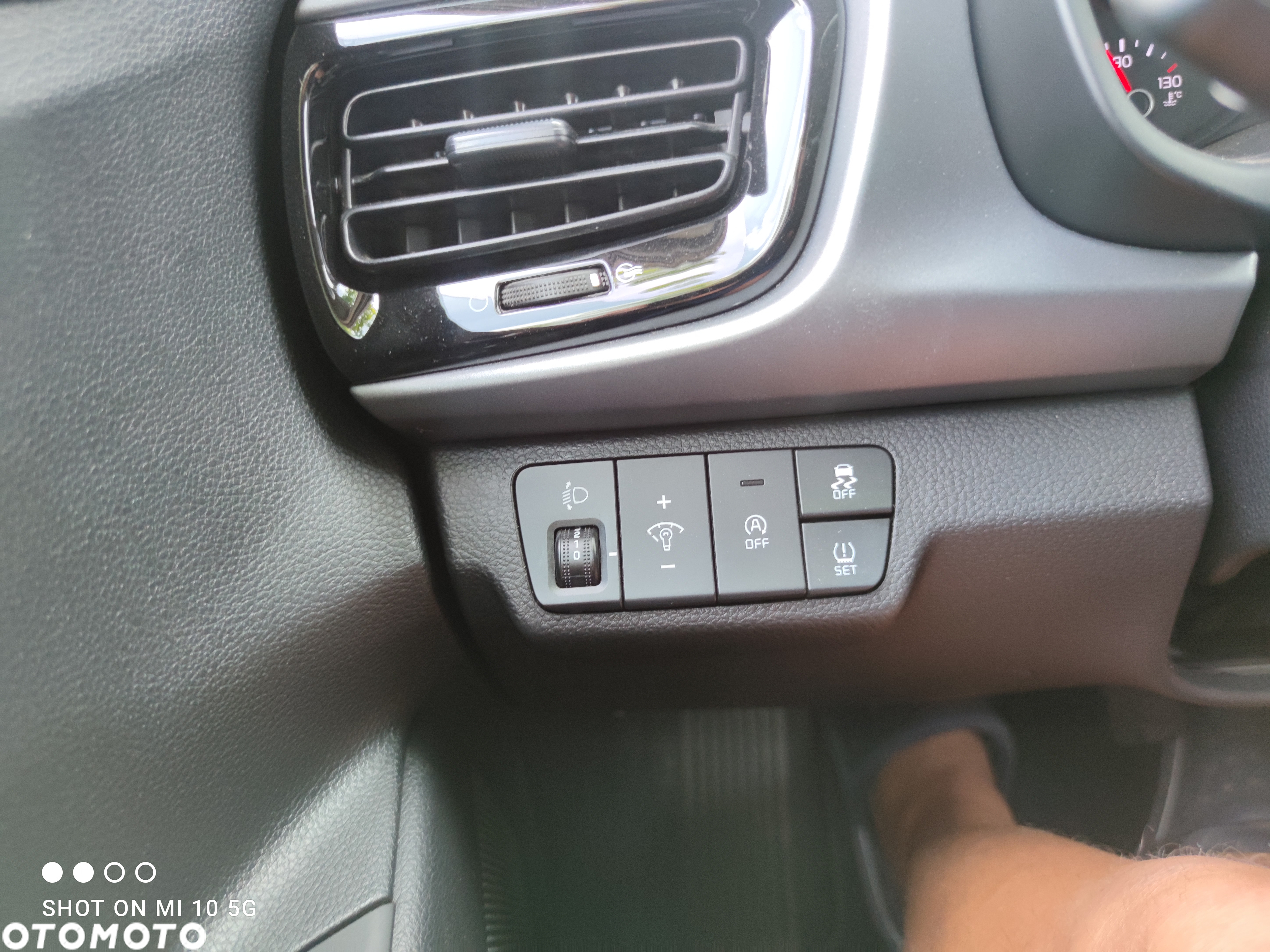 Kia Rio 1.0 T-GDI 100 Dream-Team Edition - 23