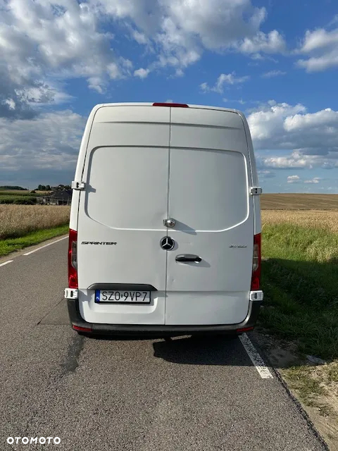 Mercedes-Benz Sprinter - 17