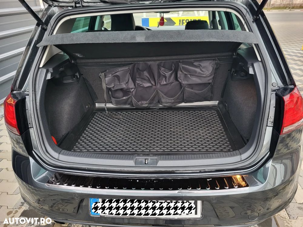 Volkswagen Golf 1.6 TDI 4Motion BMT Comfortline - 3