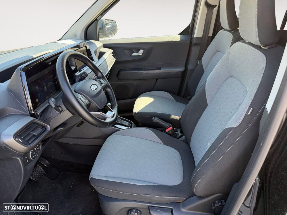 Ford Tourneo Courier 1.0 EcoBoost Titanium DCT — fotografia 9