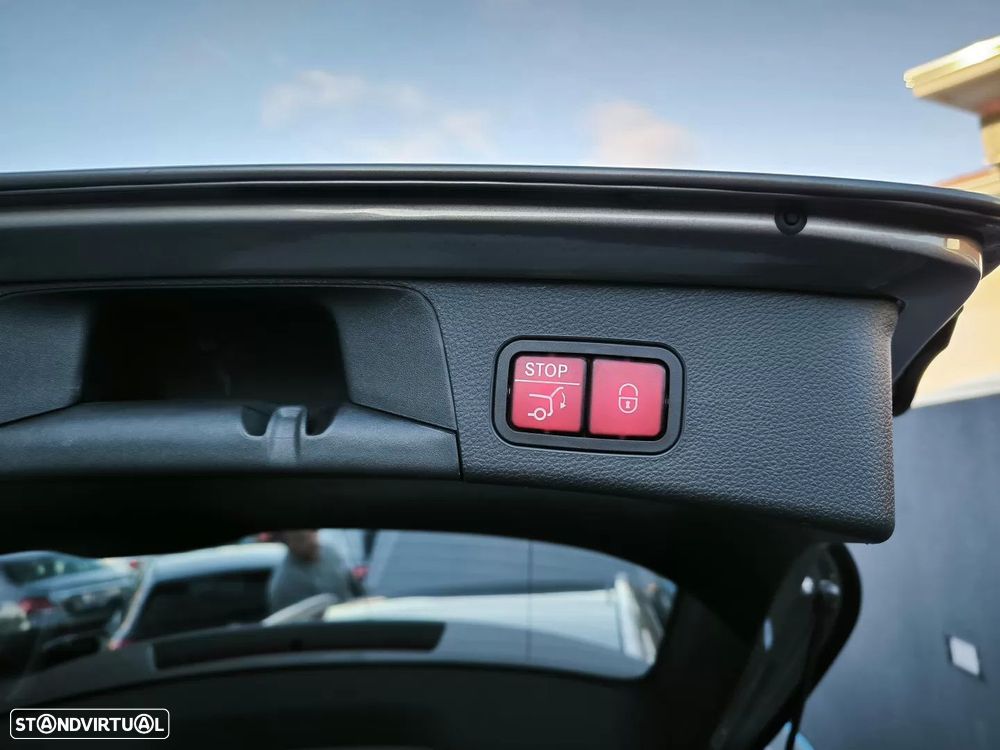 Mercedes-Benz C 300 de AMG Line - 55