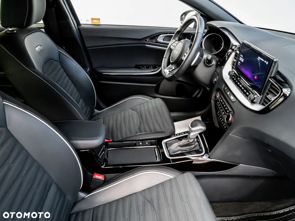 Kia ProCeed 1.5 T-GDI GT Line DCT - 13