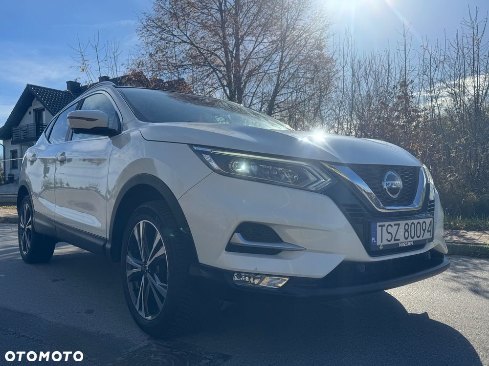 Nissan Qashqai 1.3 DIG-T TEKNA - 32