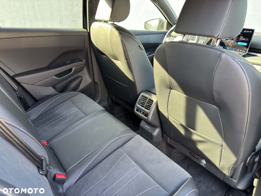 Volkswagen T-Roc 1.5 eTSI Style DSG - 17