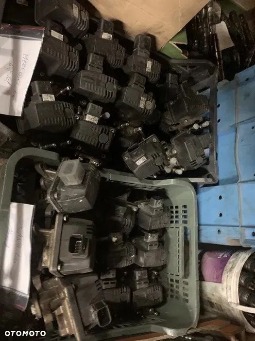 Pompy Adblue Grundfos Emitec Cummins DAF LF CF / różne / dozowniki - 8