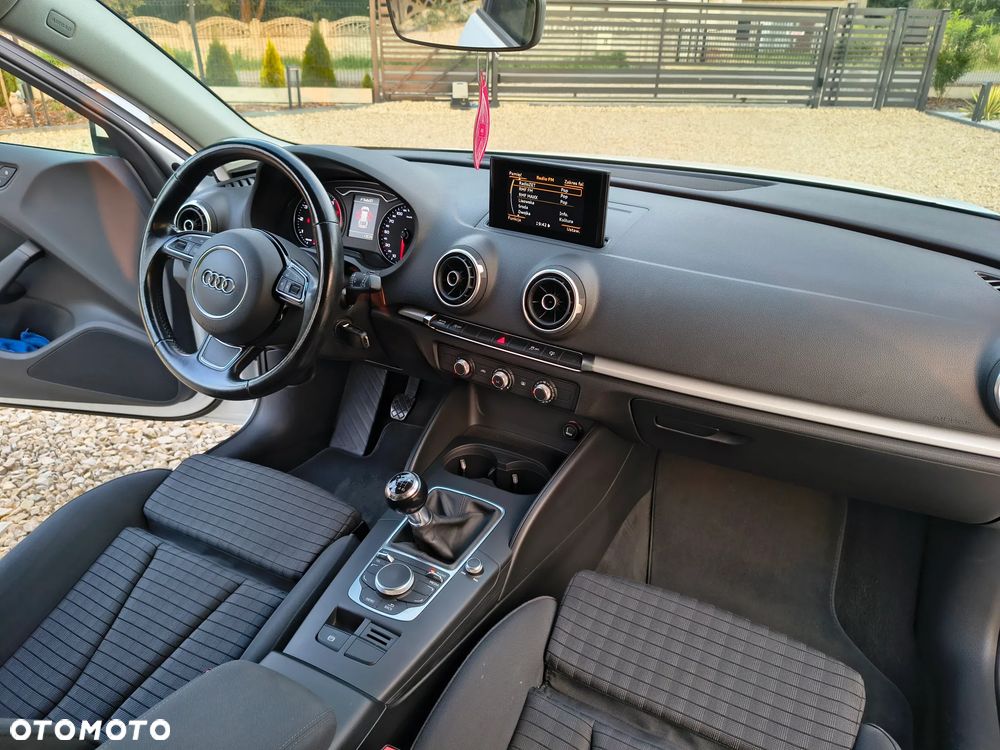 Audi A3 Sportback 1.4 TFSI CoD Sport - 19