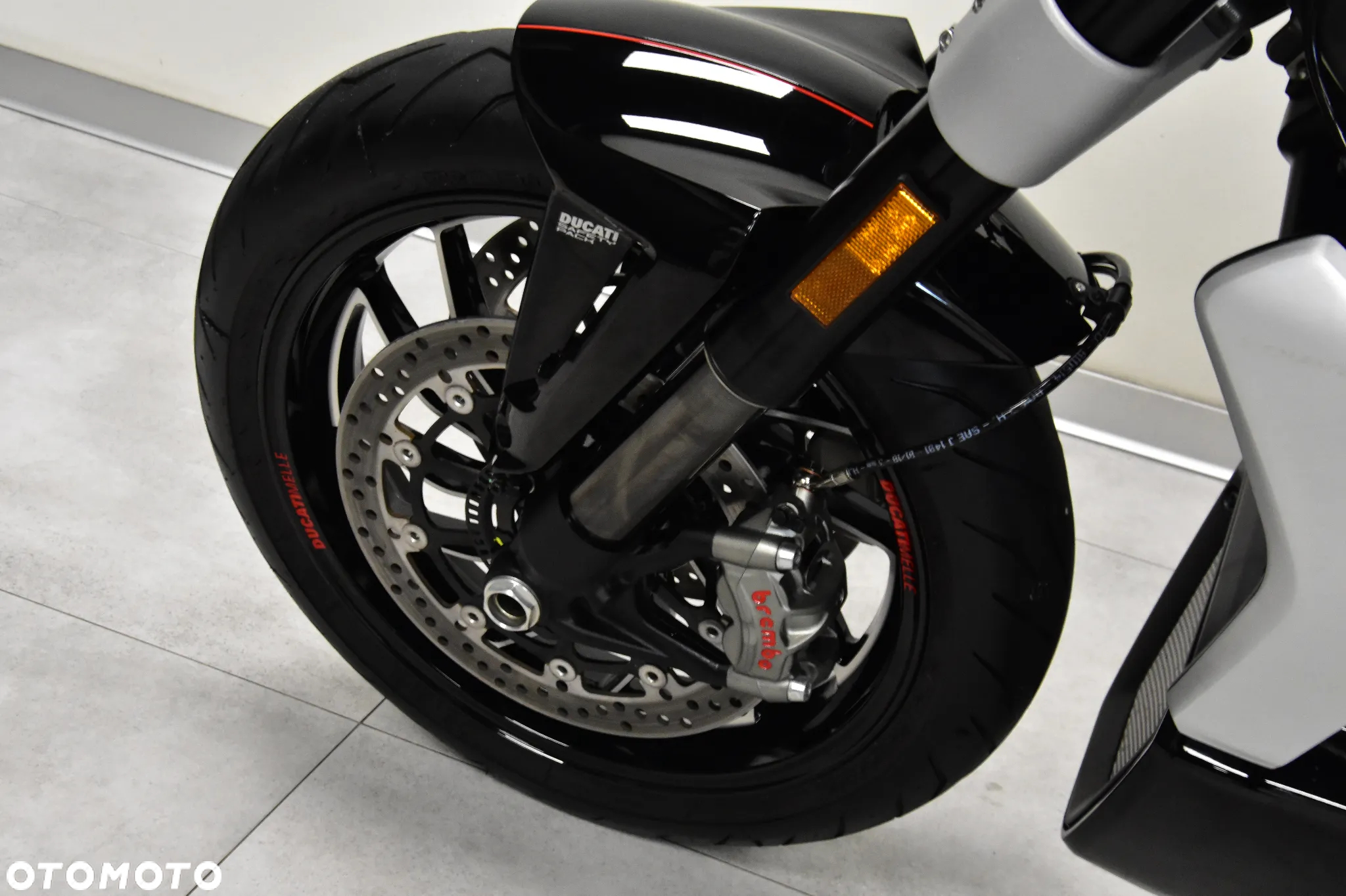 Ducati Diavel - 35
