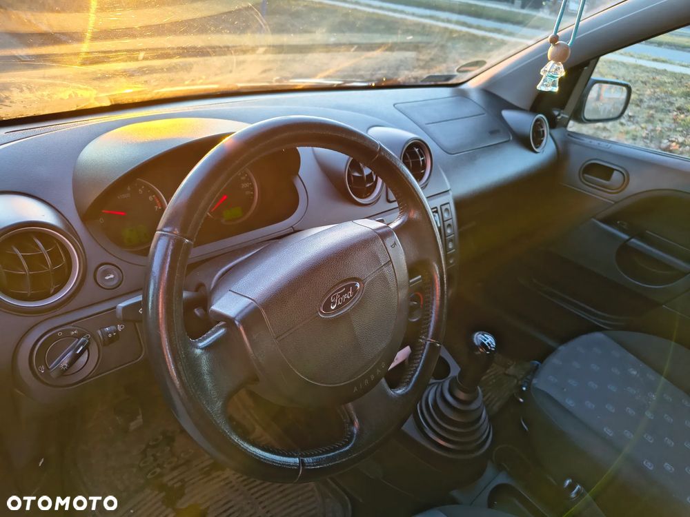 Ford Fiesta 1.4 Trend - 7