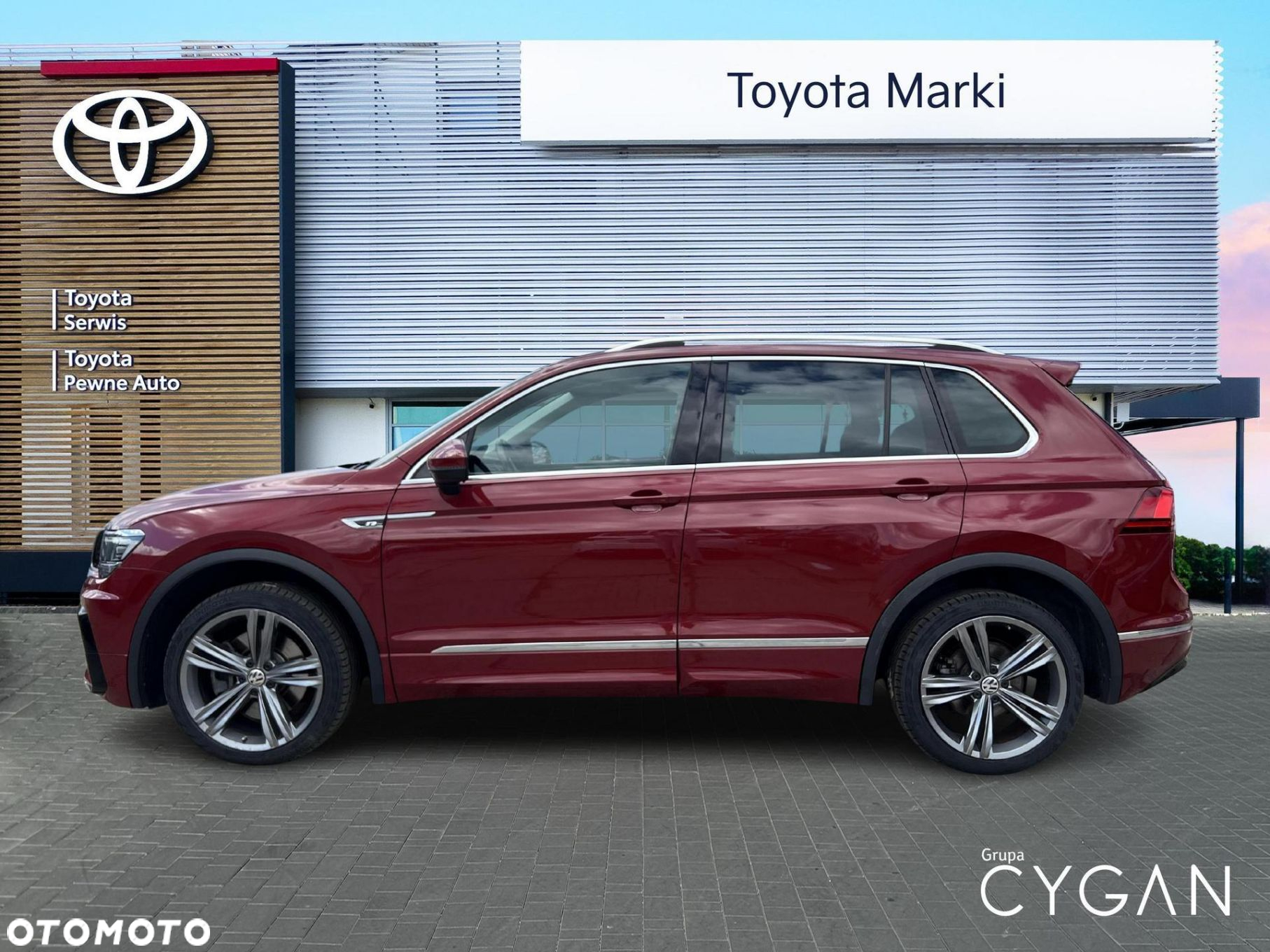 Volkswagen Tiguan - 2