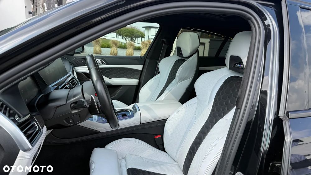 BMW X6M - 9
