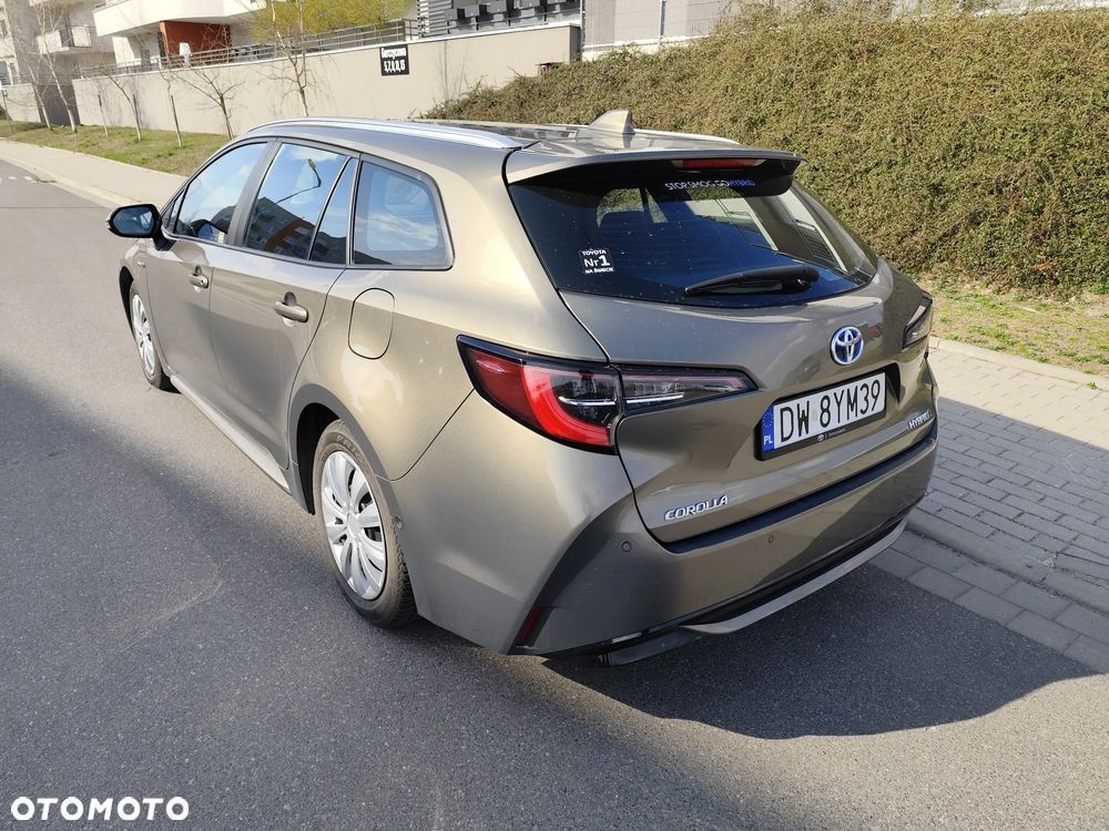 Toyota Corolla 2.0 Hybrid Comfort - 6