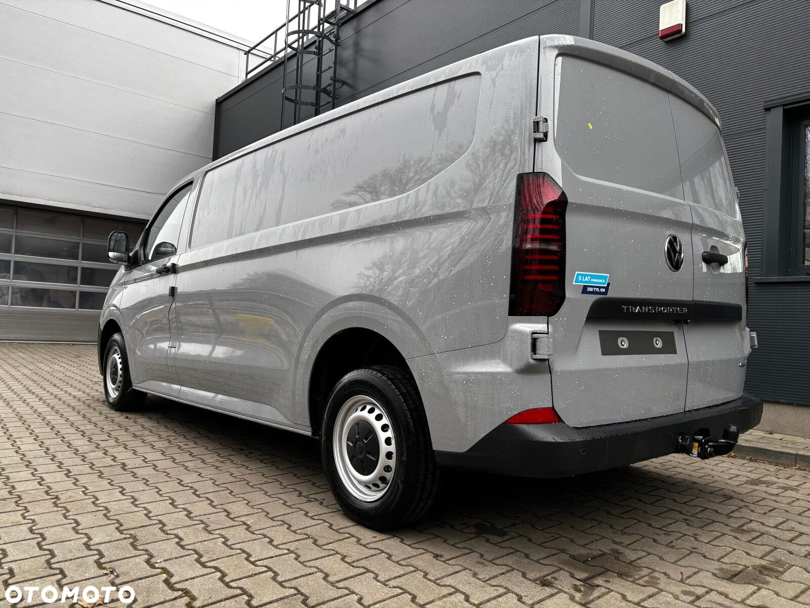 Volkswagen Transporter L2 2.0 TDI 4MOTION 150 KM 8-automat. - 7