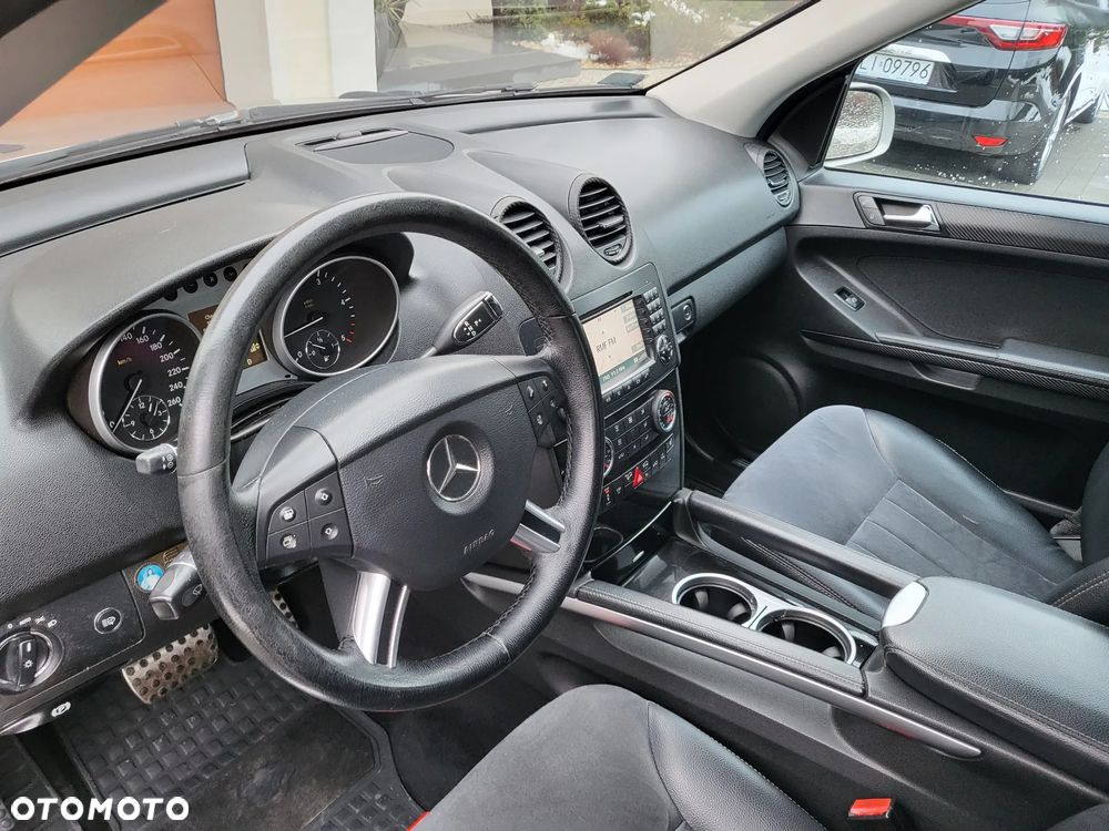 Mercedes-Benz ML - 30