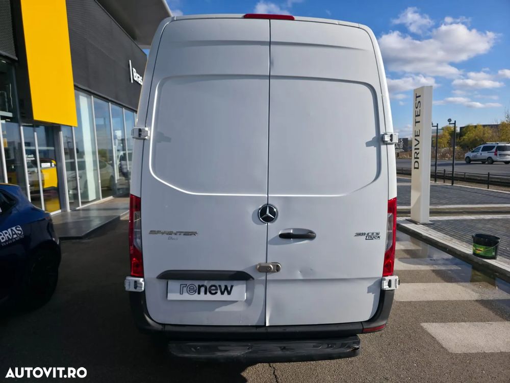 Mercedes-Benz SPRINTER - 4