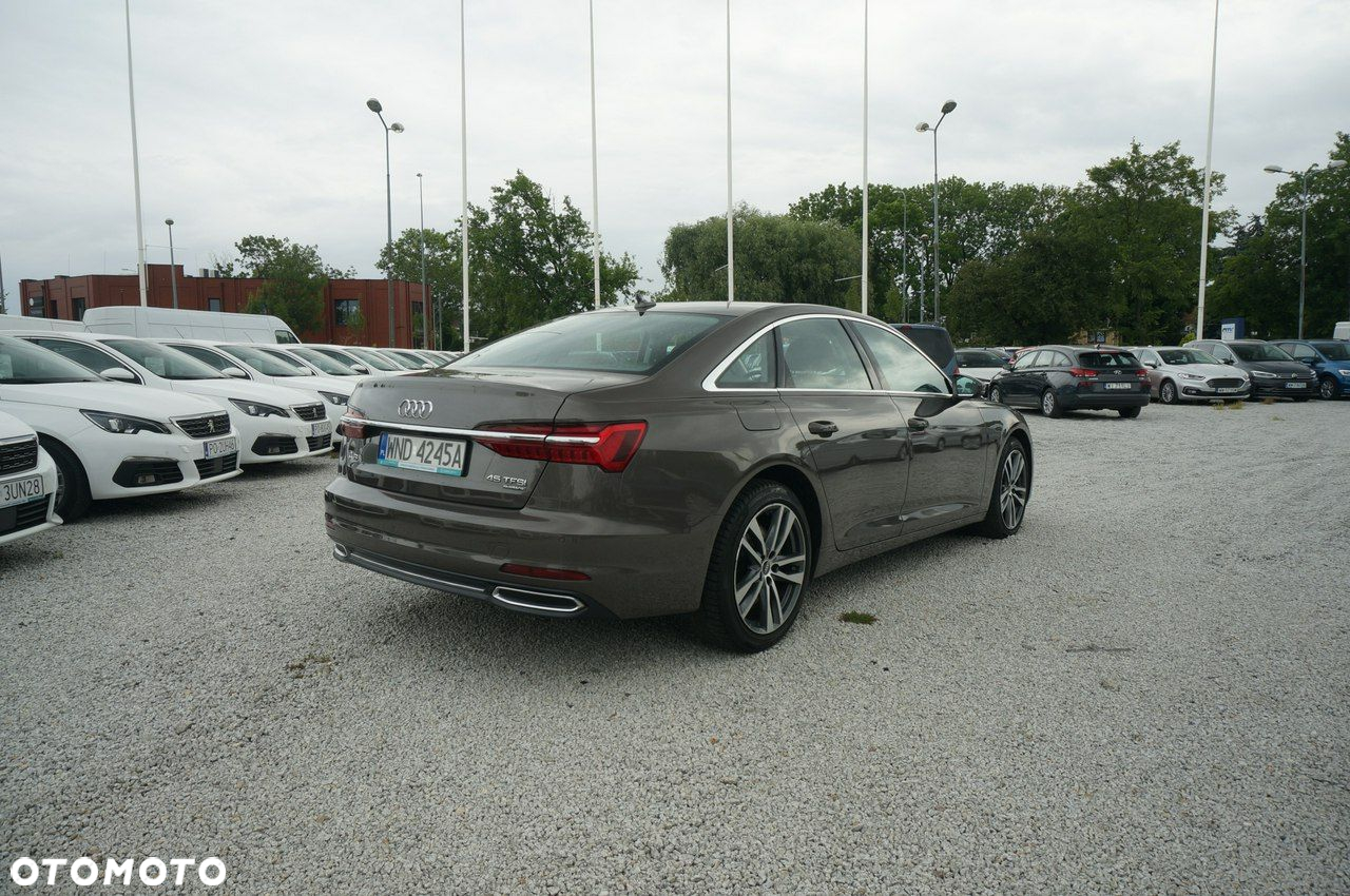 Audi A6 - 6