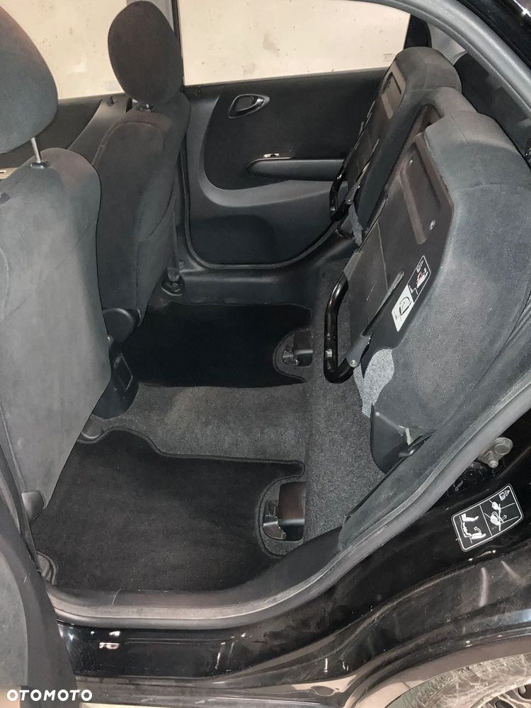Honda City 1.4 Comfort - 30