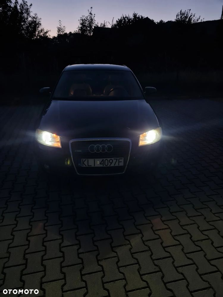 Audi A3 Sportback 2.0 TDI DPF Quattro Ambition - 5