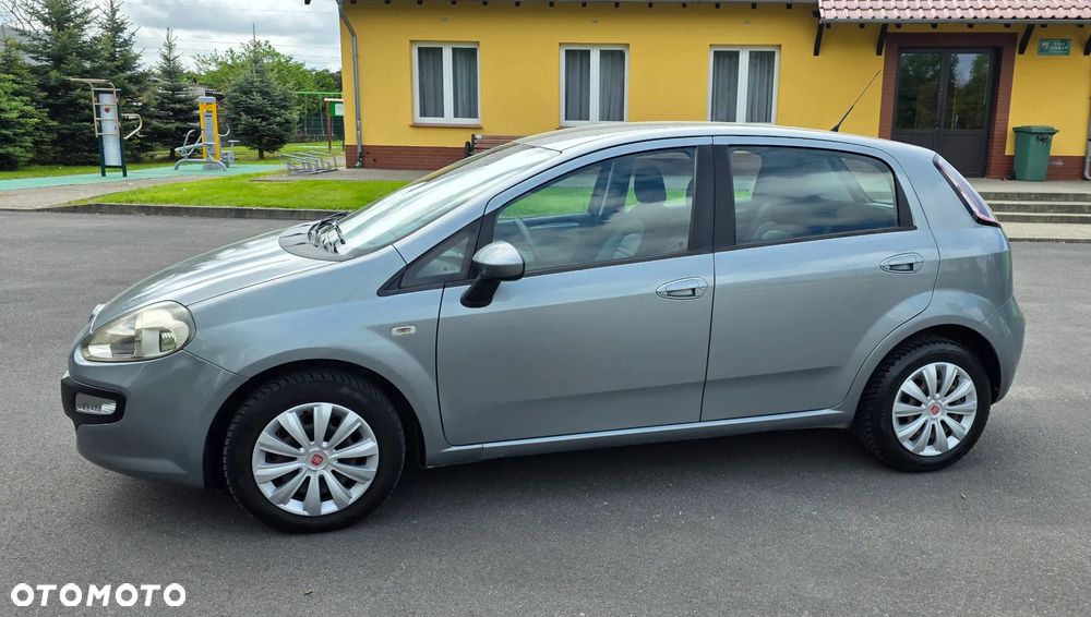 Fiat Punto 1.4 Easy S&S - 11