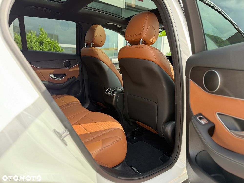 Mercedes-Benz GLC 220 d 4Matic 9G-TRONIC AMG Line Plus - 12