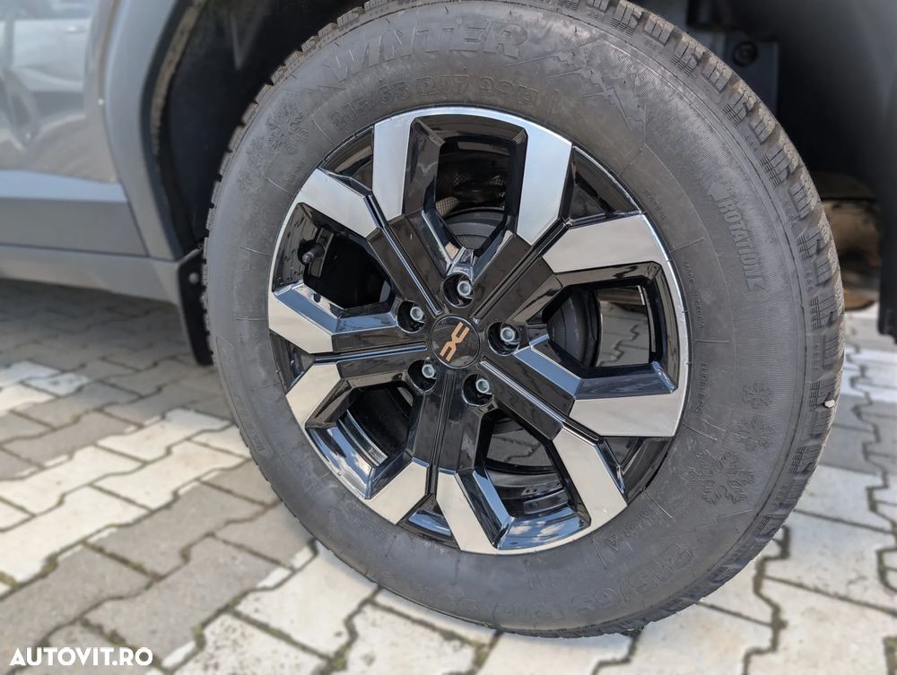 Dacia Duster HEV 140 Extreme - 6