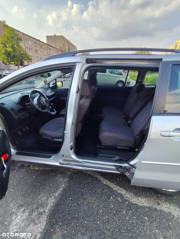 Mazda 5 - 5
