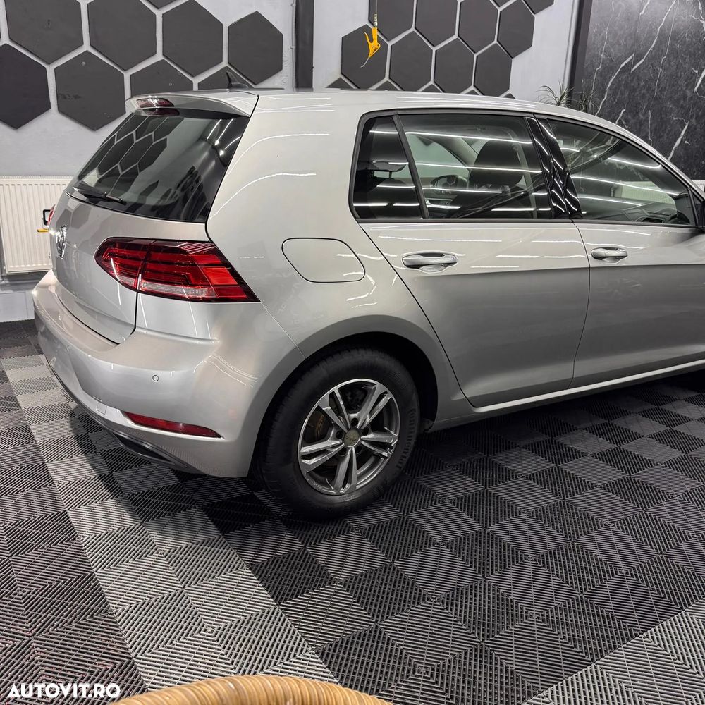 Volkswagen Golf 1.0 TSI Trendline - 6