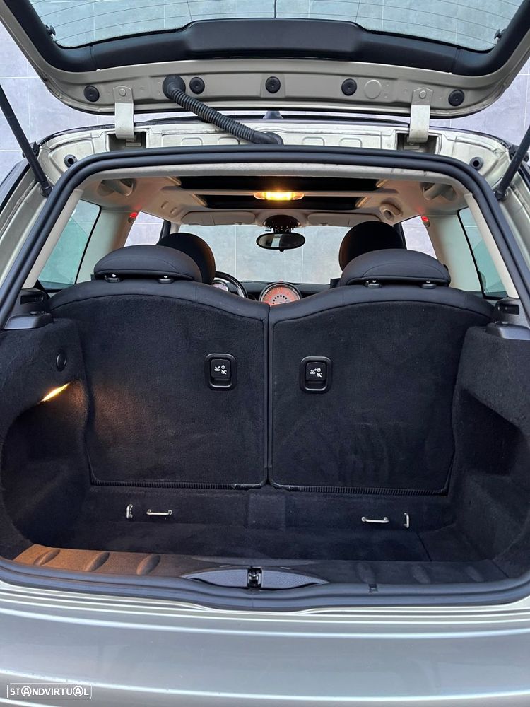 MINI 3 Portas Cooper D - 6