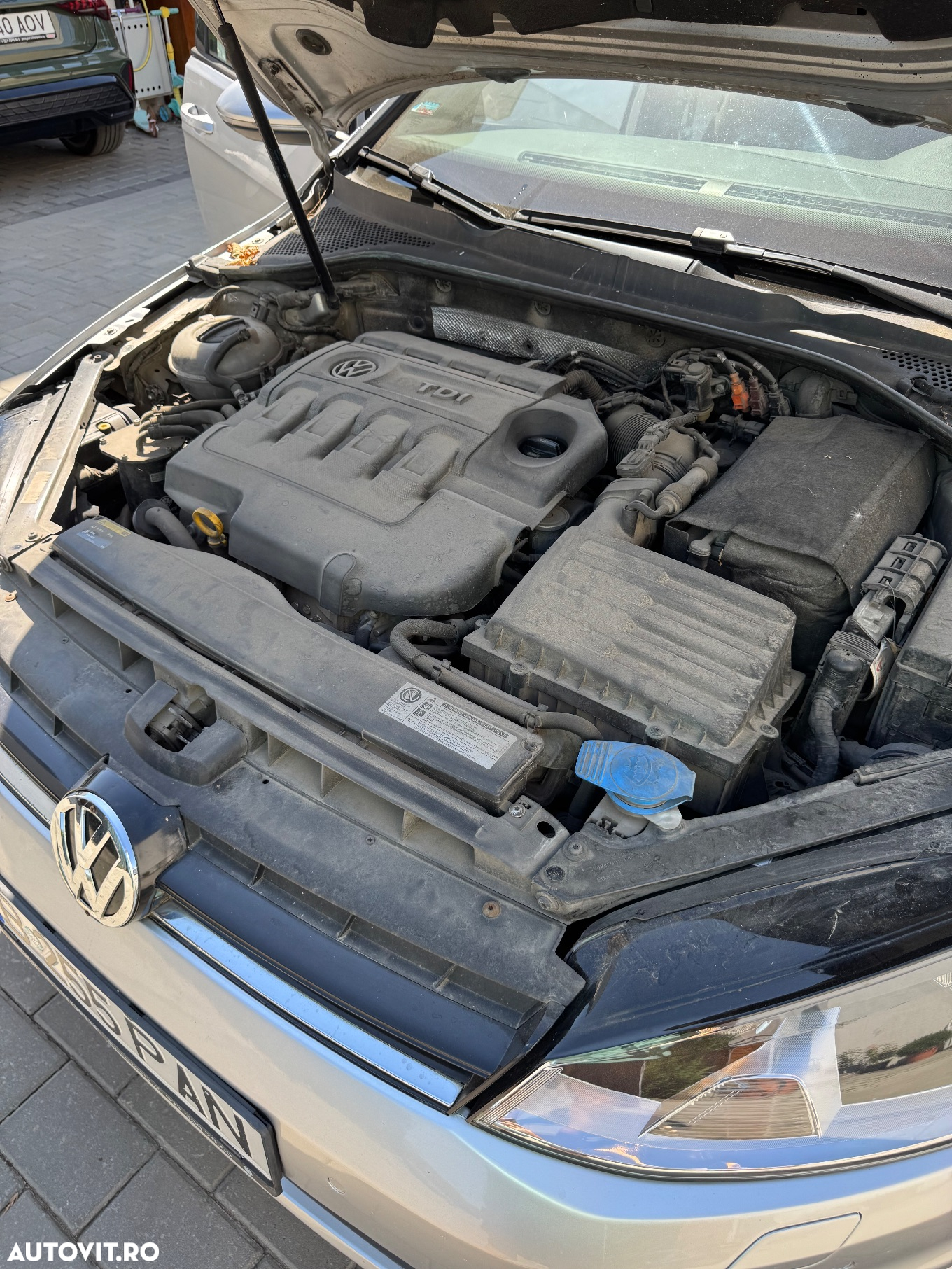 Volkswagen Golf 1.6 TDI DPF BMT Comfortline - 17