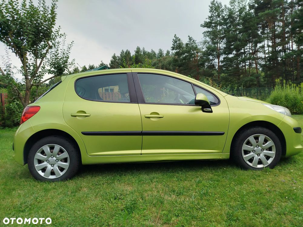 Peugeot 207 - 4
