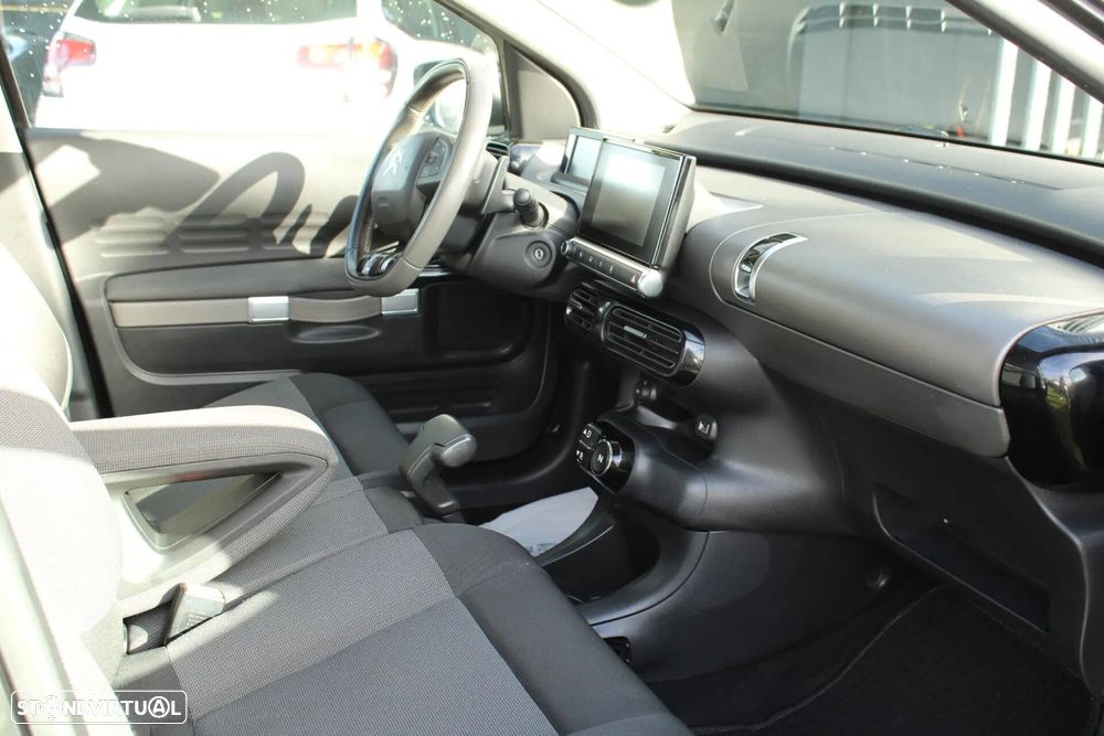 Citroën C4 Cactus 1.6 BlueHDi Shine ETG6 - 26