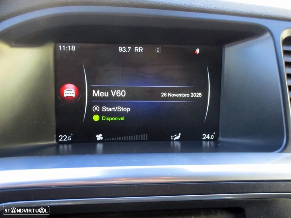 Volvo V60 2.0 D4 R-Design Summum Geartronic - 31