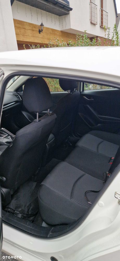 Mazda 3 - 6