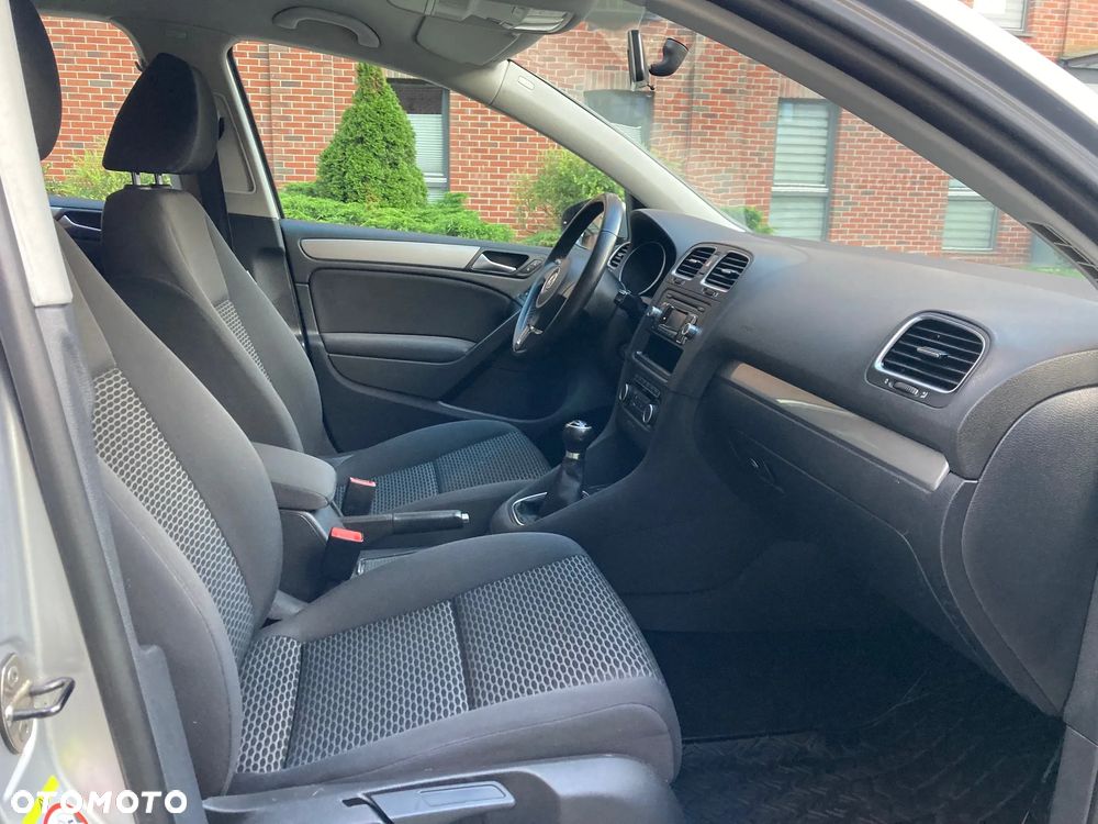 Volkswagen Golf 1.6 TDI DPF Trendline - 11