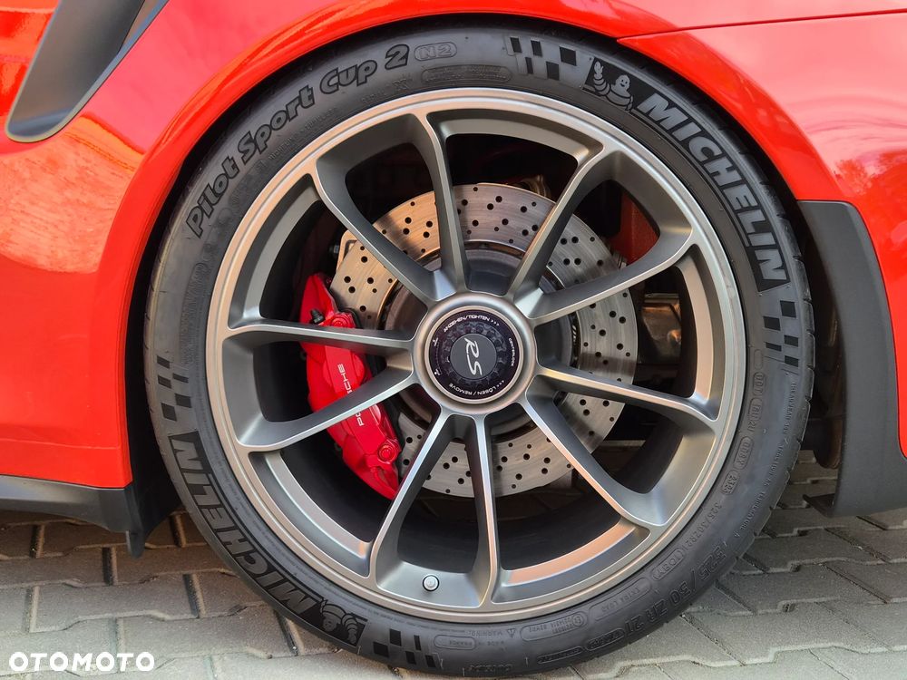 Porsche 911 GT3 RS - 13