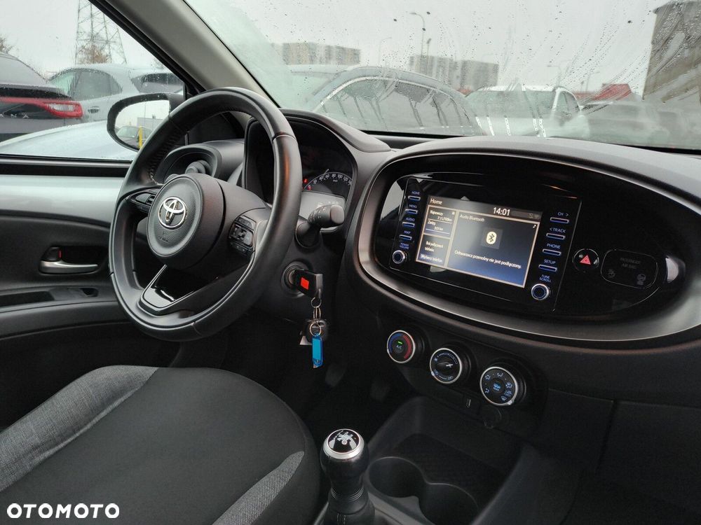 Toyota Aygo X - 10