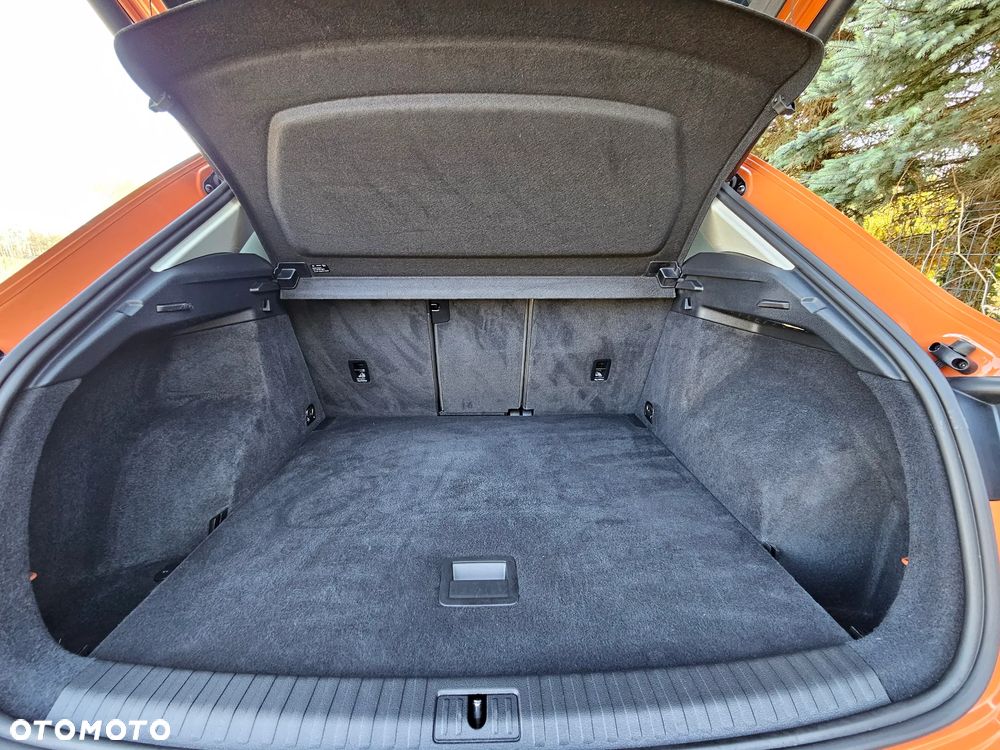 Audi Q3 35 TDI Quattro Advanced - 38