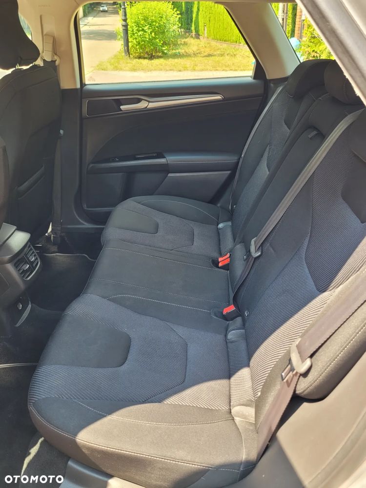 Ford Mondeo 2.0 TDCi Titanium - 13