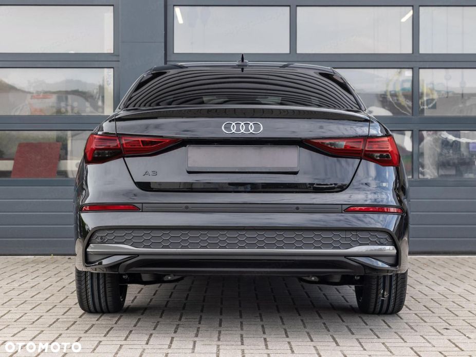Audi A3 Limousine 30 TFSI mHEV Advanced S tronic - 3