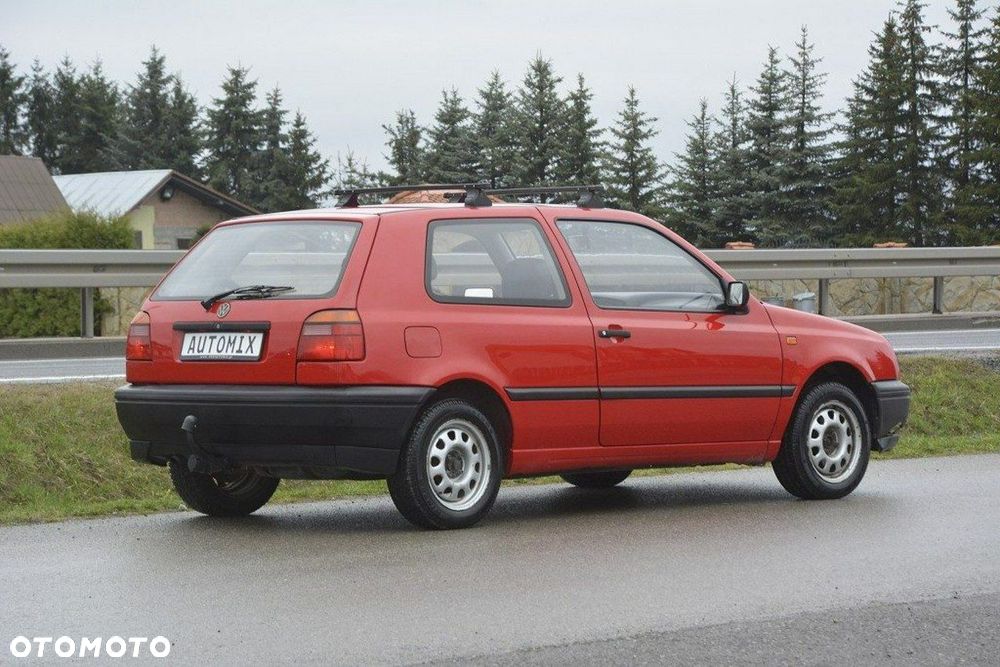 Volkswagen Golf 1.8 CL - 10