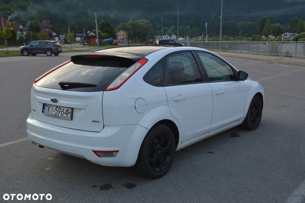 Ford Focus 2.0 TDCi DPF Trend - 4
