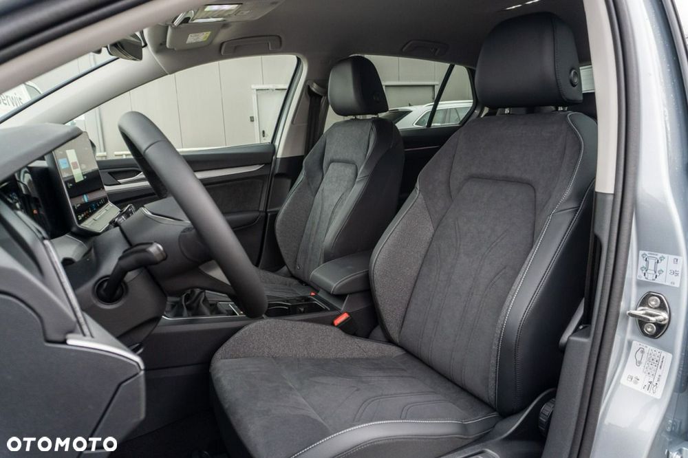Volkswagen Golf - 13