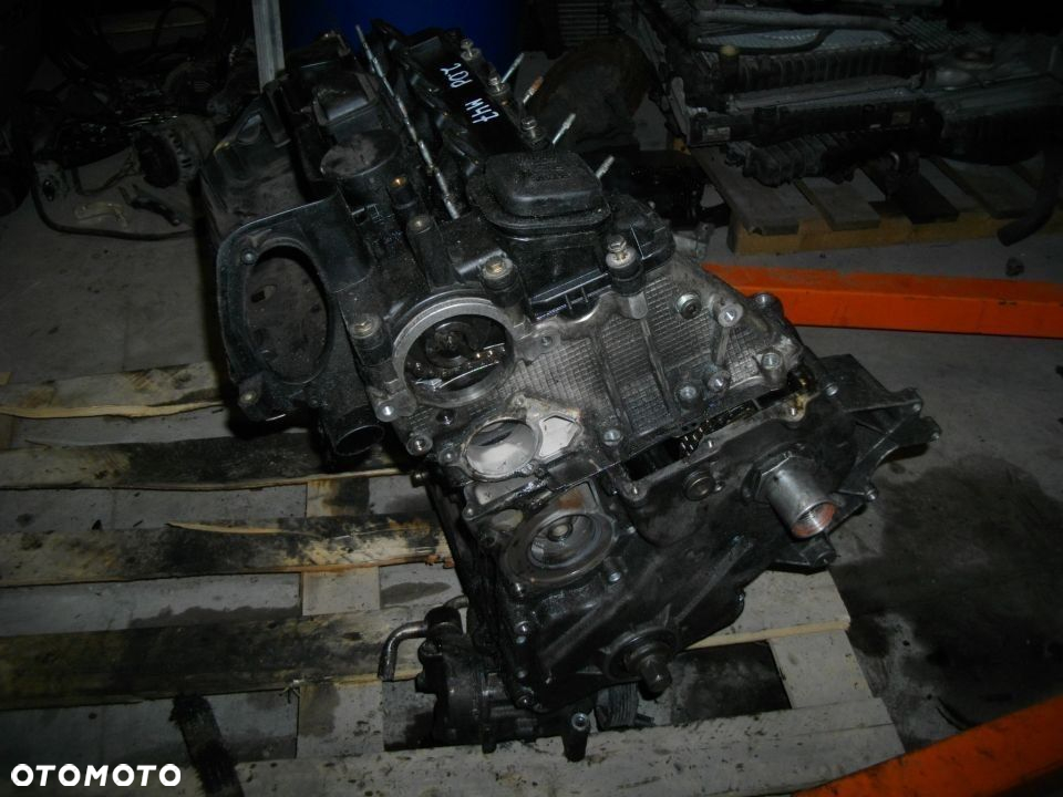 Silnik BMW 2.0d M47 M47N2 136km goły słupek bez osprzętu - 2