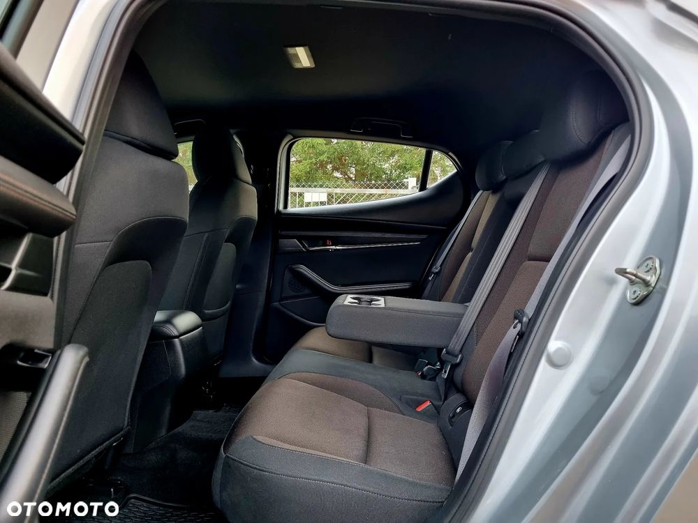 Mazda 3 SKYACTIV-G 2.0 M-Hybrid DRIVE - 11