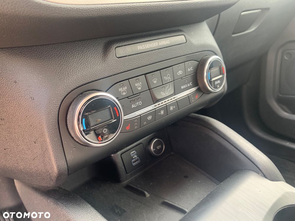 Ford Kuga 2.5 Duratec PHEV TITANIUM - 21